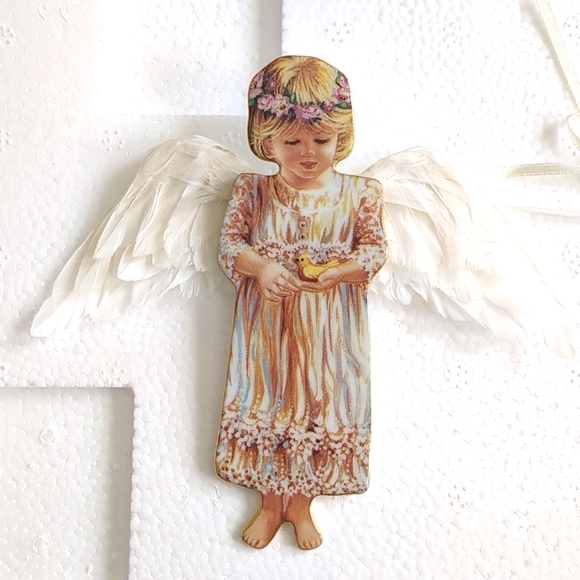 Bradford Editions Angel Christmas Ornament Collection NIB. With Certificate - Picture 3 of 8